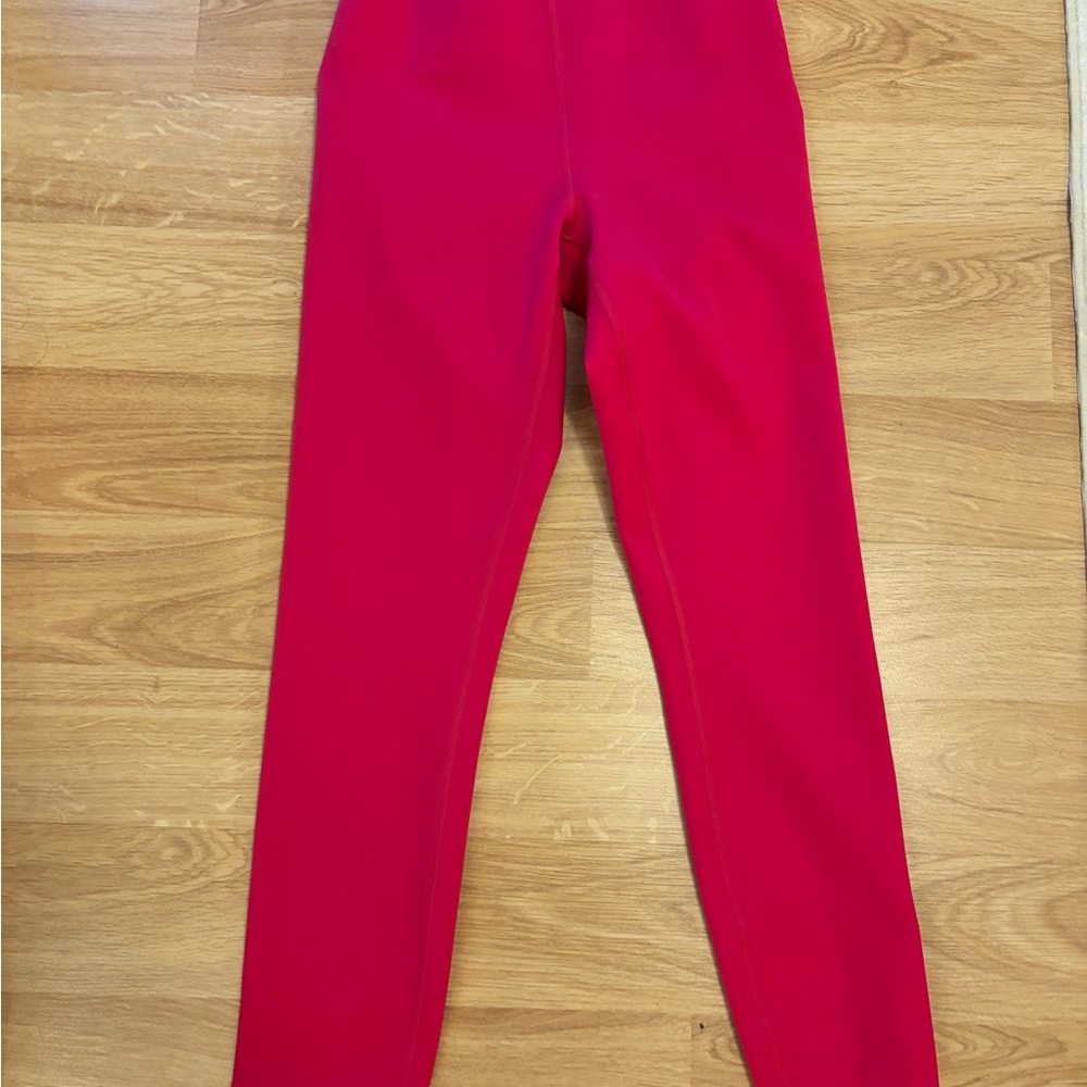 Lululemon Athletica hot pink Leggings